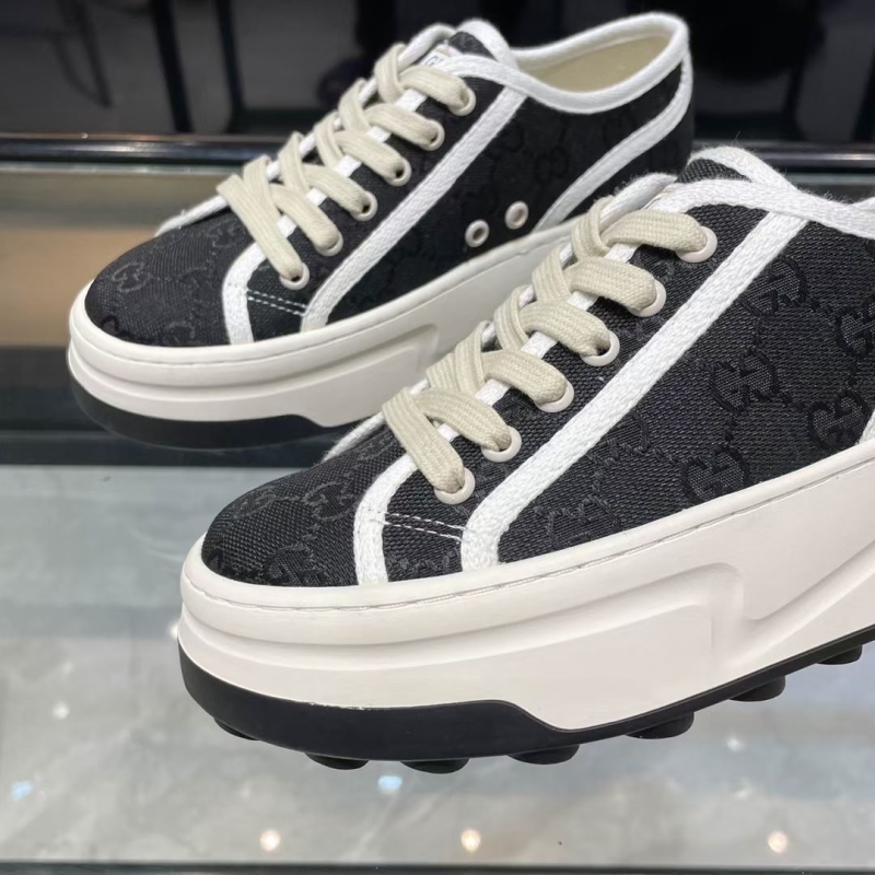 Gucci Casual Shoes